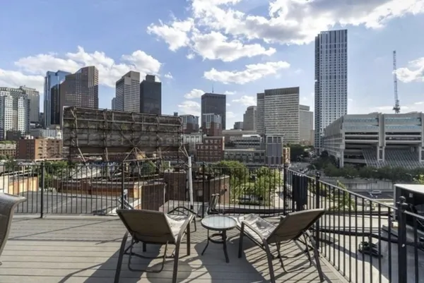 $5,000 | 64-66 Salem Street, Unit 4R, Boston, MA 02113
