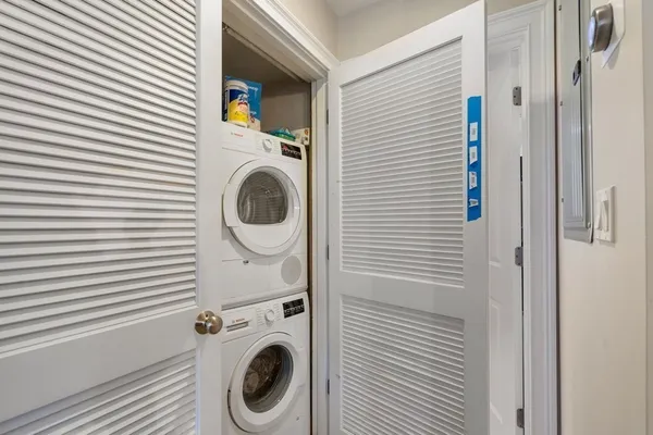 $5,000 | 64-66 Salem Street, Unit 4R, Boston, MA 02113