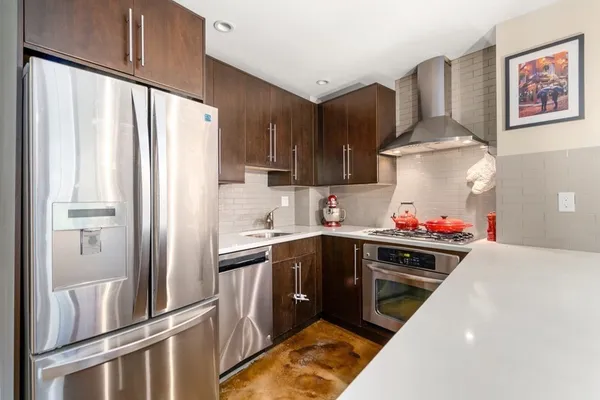 $5,000 | 64-66 Salem Street, Unit 4R, Boston, MA 02113