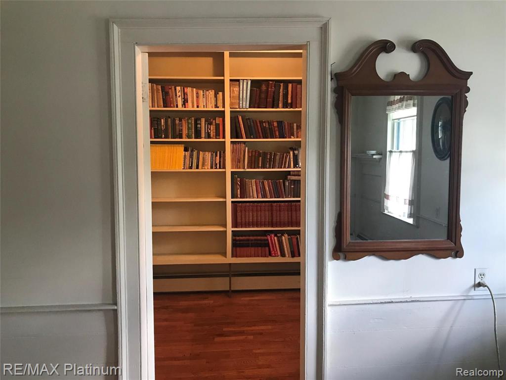 5035 Flushing Road Flushing, MI 48433 - Photo 15 of 31