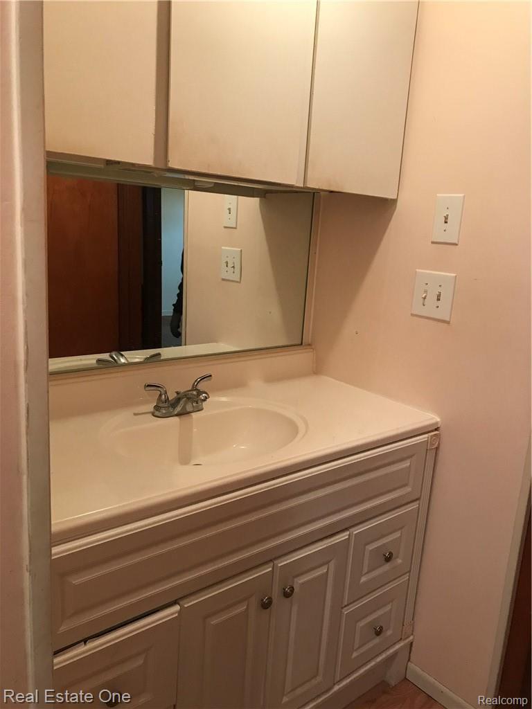 3446 Nolan Road Carleton, MI 48117 - Photo 10 of 19 E05BB976-6D9D-4CD8-A5CE-DA2408EEED19.jpeg