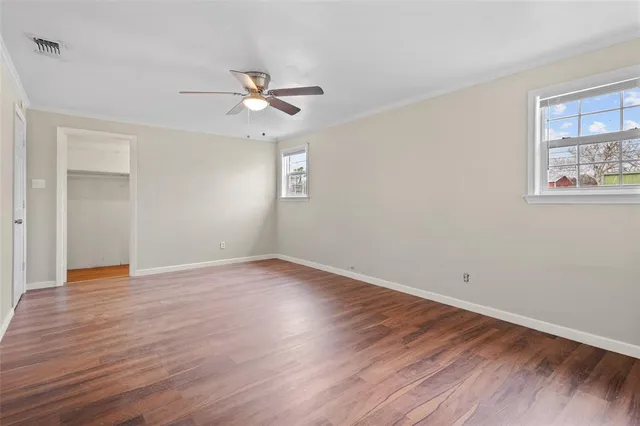 $1,650 | 101 East Williams Street, Bowie, TX 76230