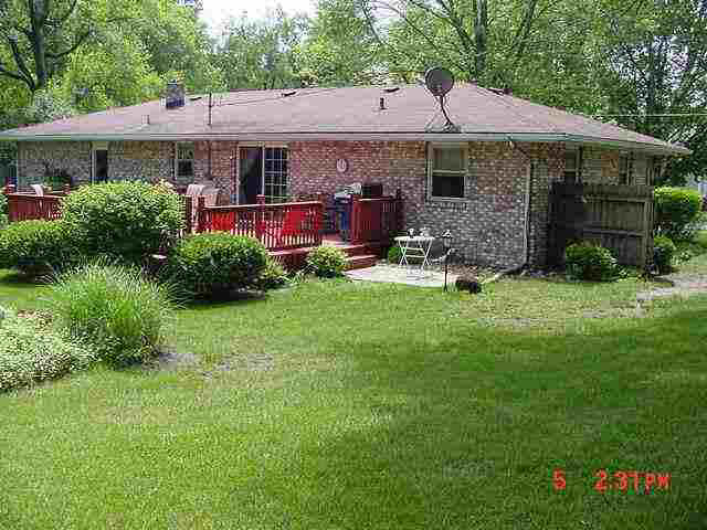920 Georgia Road Goshen, IN 46528 - Photo 3 of 24 Gallery Image 3