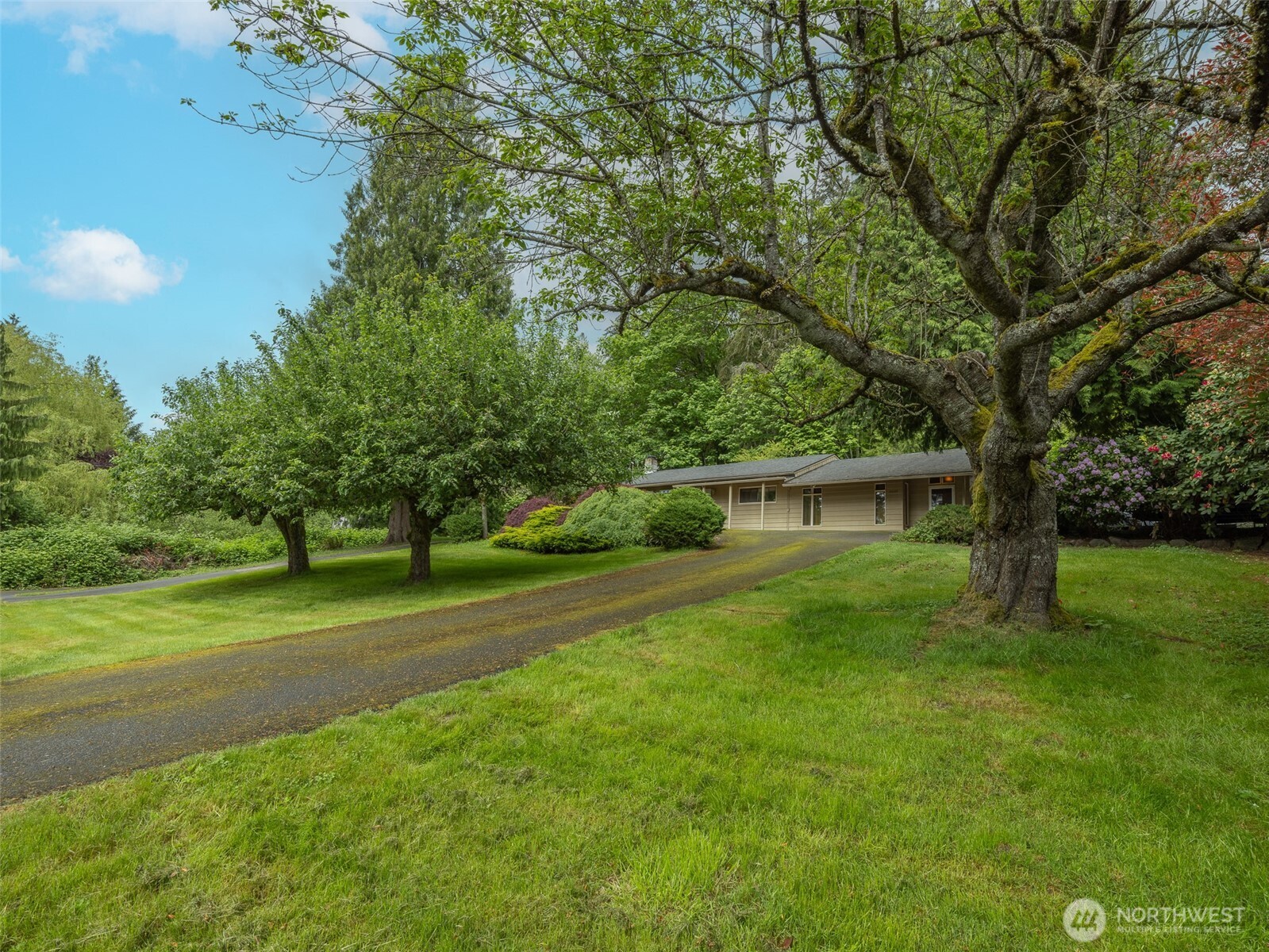 24127 19th Avenue Southeast Bothell, WA 98021 - Photo 17 of 19