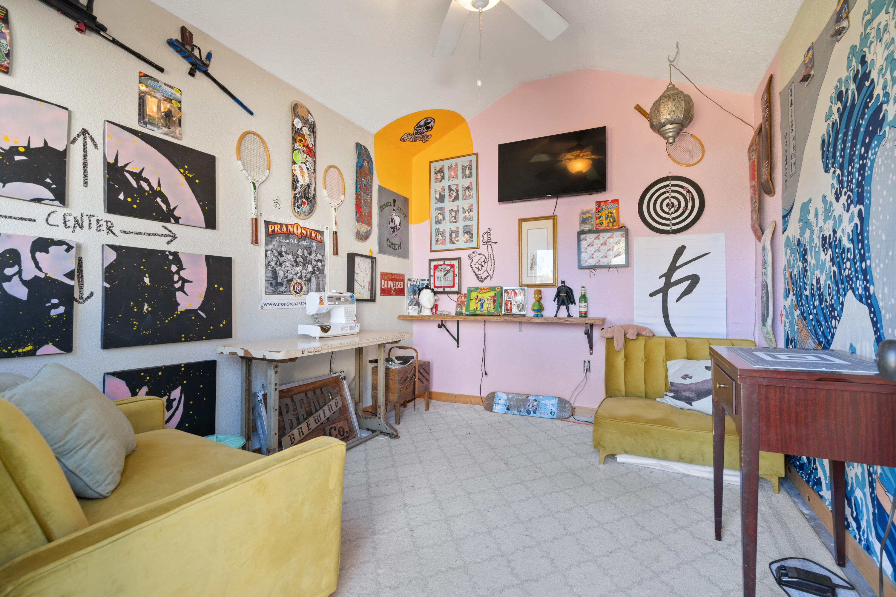 2041 Jupiter Terrace Redding, CA 96002 - Photo 22 of 32 a living room with furniture and a table