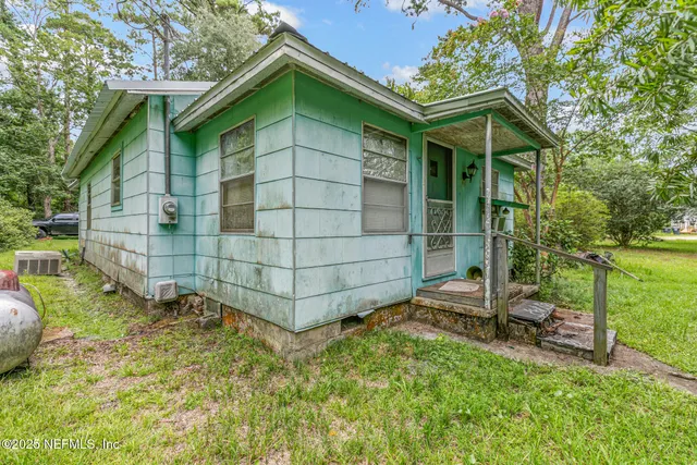 $180,000 | 44125 Jarrett Road, Callahan, FL 32011