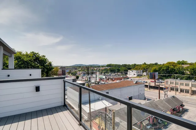 $784,000 | 2725 Westwood Drive, Unit D, Nashville, TN 37204