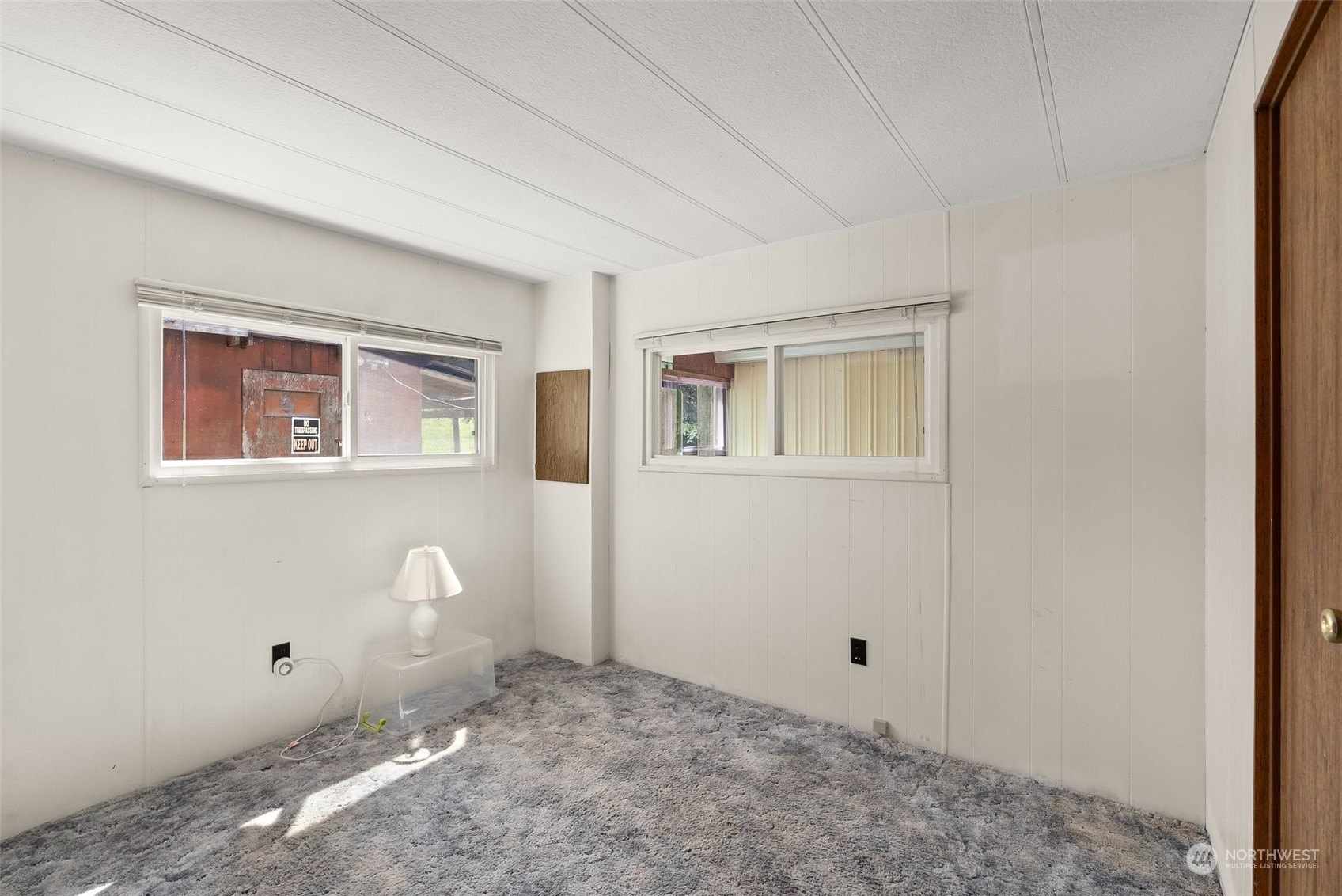 113 Coulson Road Chehalis, WA 98532 - Photo 16 of 25 a view of a room with window