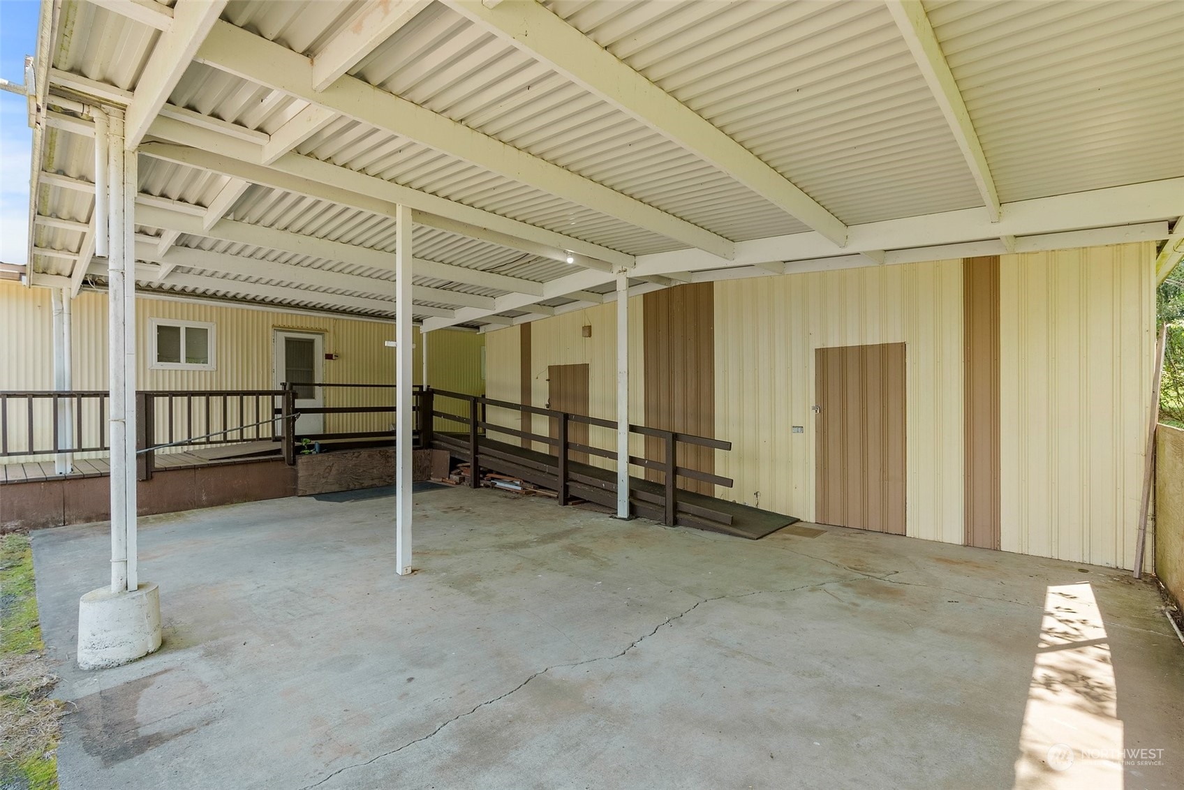 113 Coulson Road Chehalis, WA 98532 - Photo 22 of 25 a view of an empty room