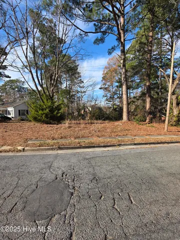 $27,000 | 404 Summit Avenue, Kinston, NC 28501