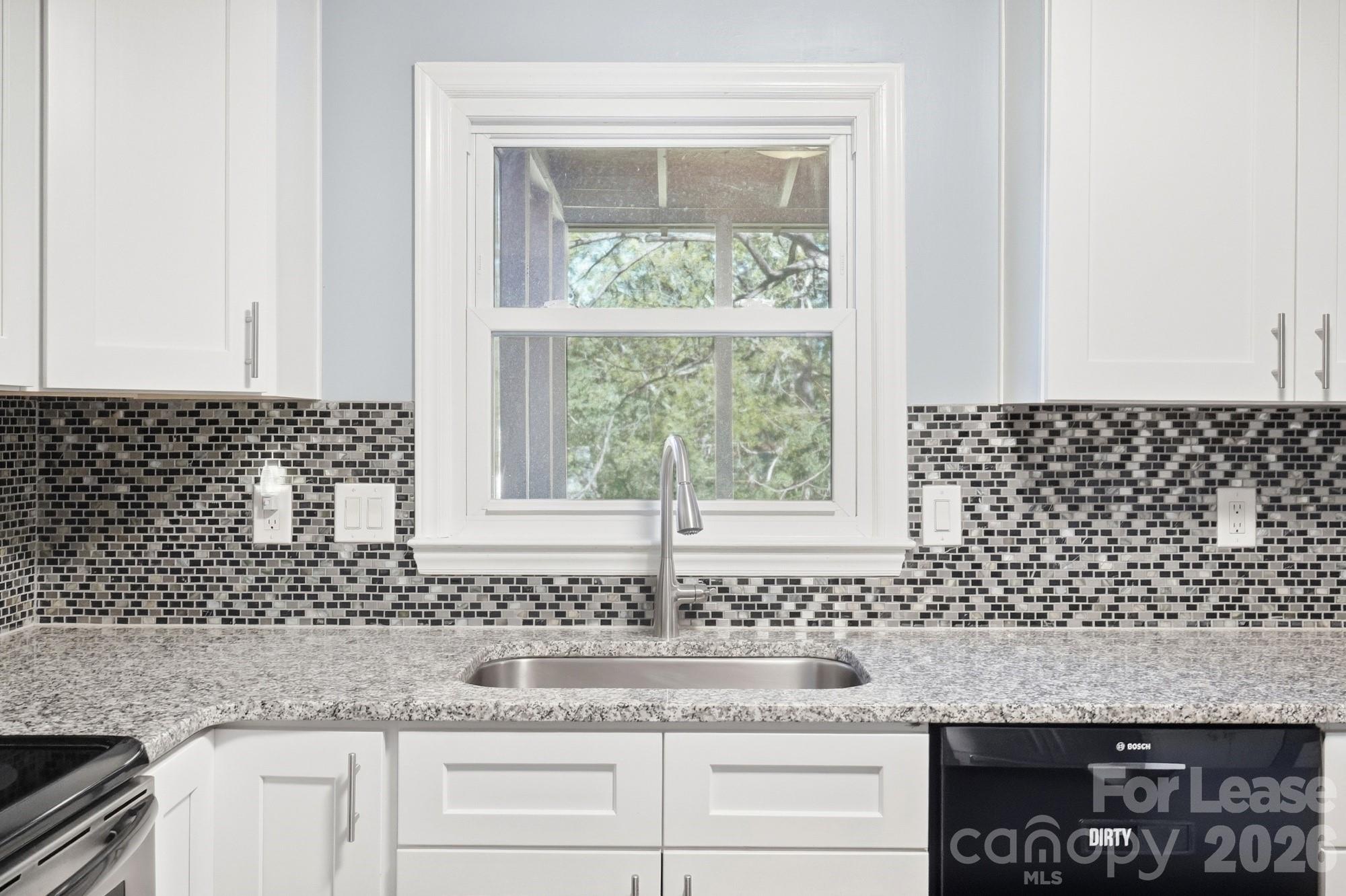 12106 Painted Tree Road Charlotte, NC 28226 - Photo 11 of 41 Gallery Image 11