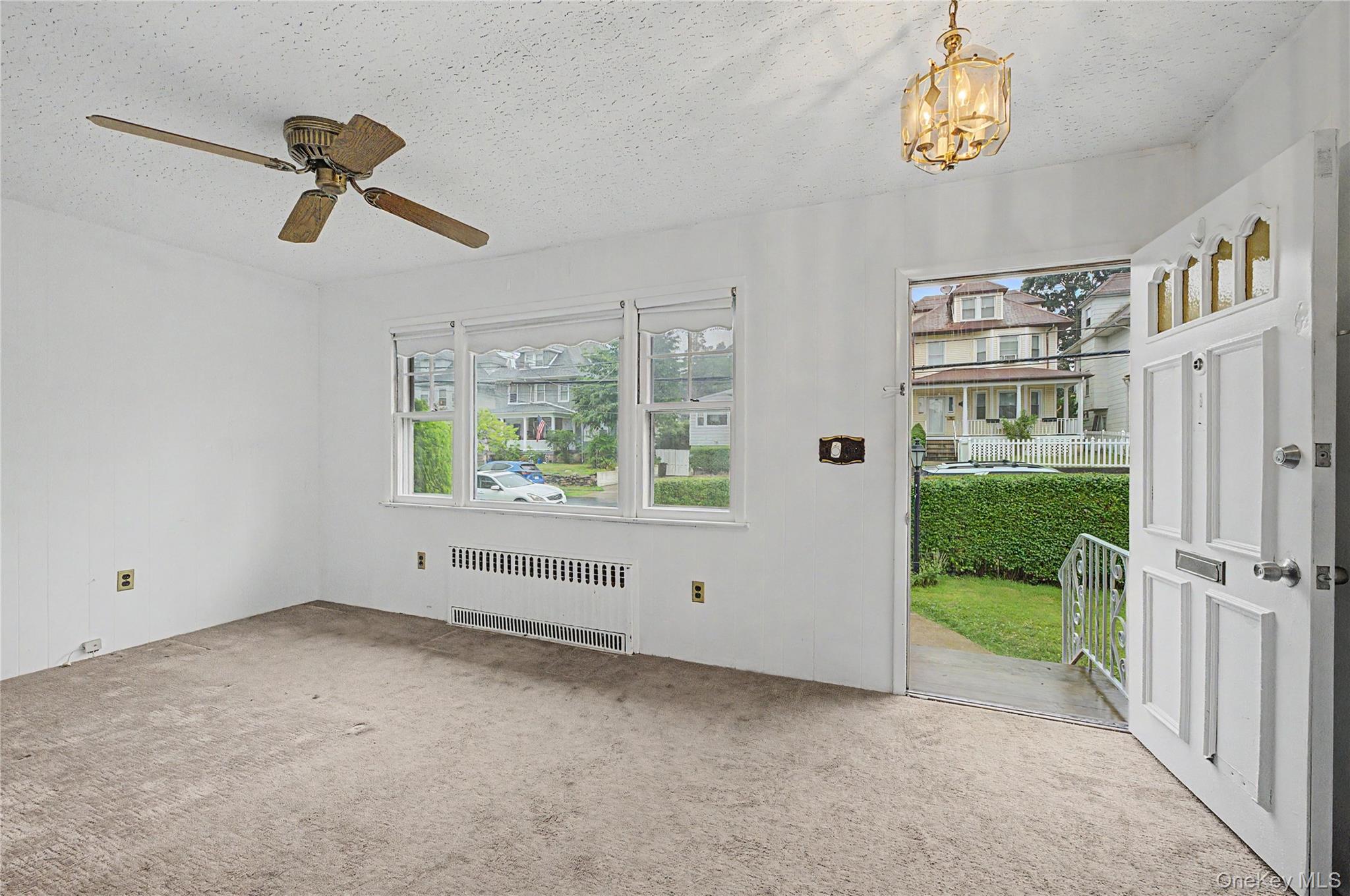 40 Dewey Avenue New Rochelle, NY 10801 - Photo 2 of 17