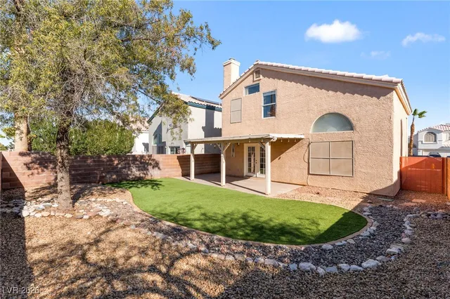 $2,150 | 1813 Navajo Lake Way, Las Vegas, NV 89128