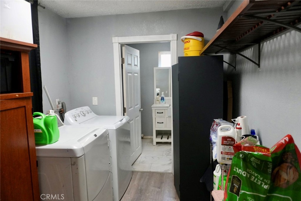3934 Brockton Avenue Riverside, CA 92501 - Photo 15 of 27