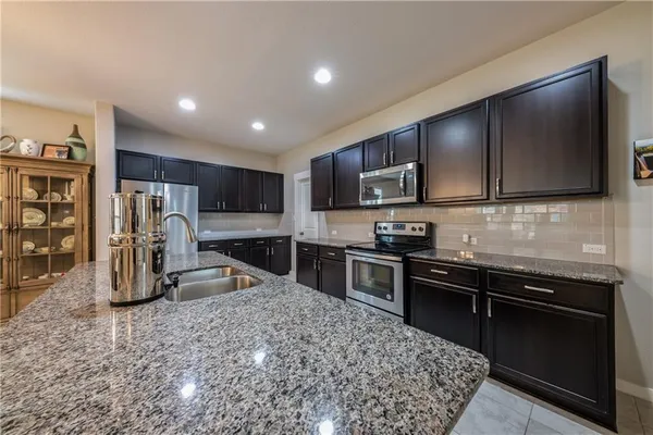 $2,100 | 161 Syrah Court, Leander, TX 78641