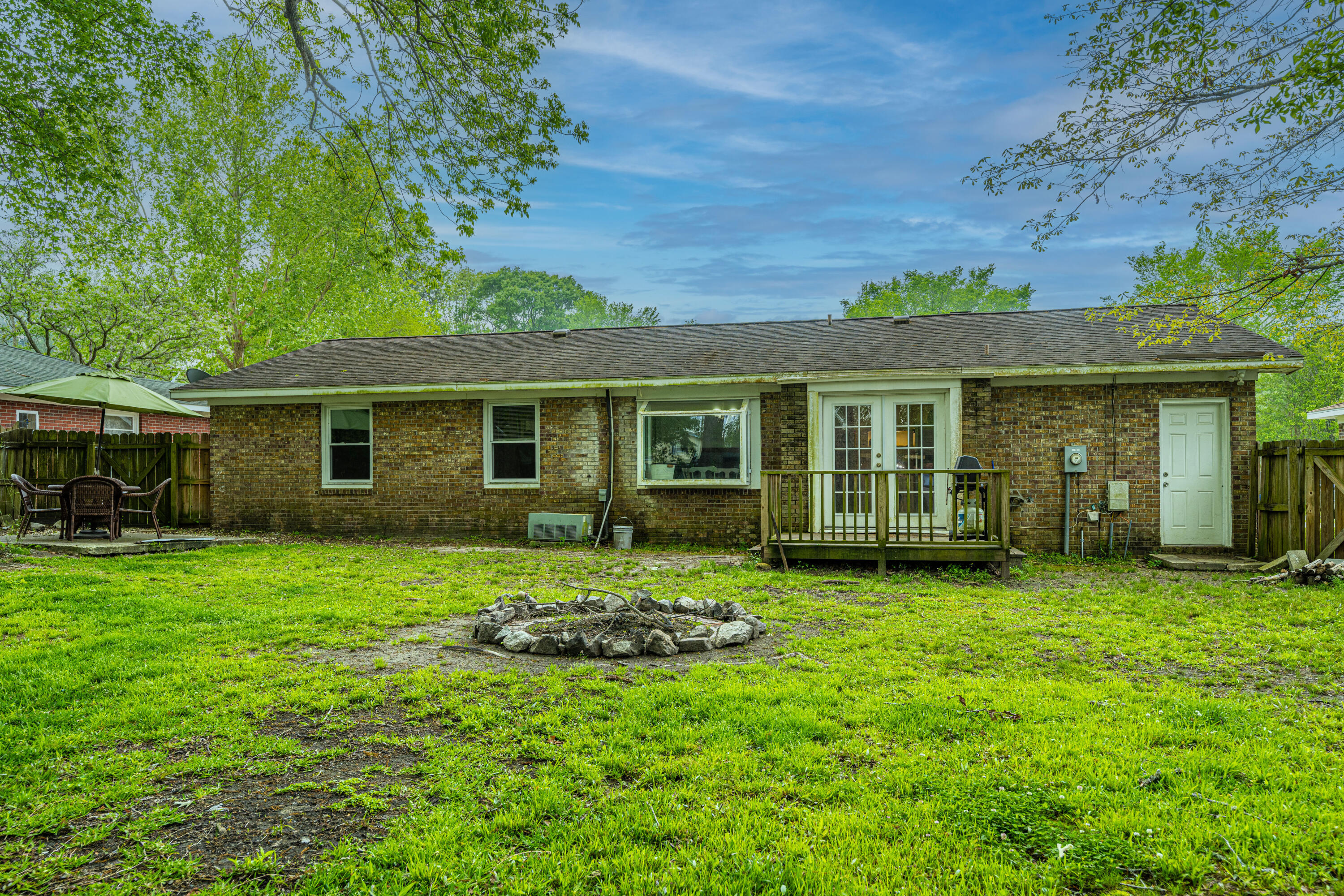 107 Waring Road Summerville, SC 29485 - Photo 33 of 35 Back Yard