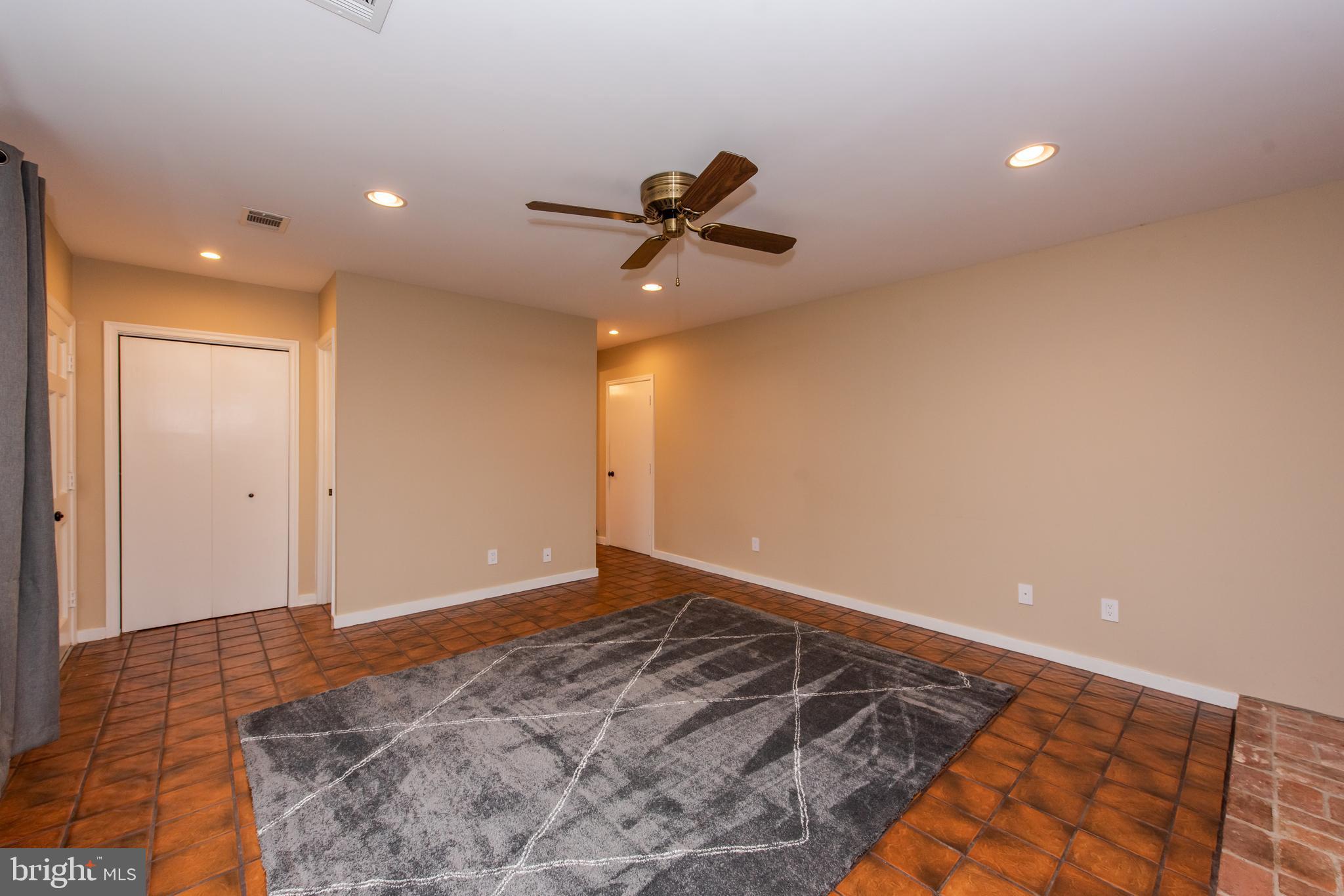 609 Gaither Road Sykesville, MD 21784 - Photo 11 of 65 Family Room