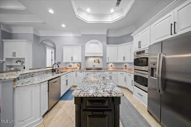 $895,000 | 2401 Olde Oak Pointe, Ocean Springs, MS 39564