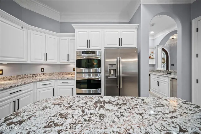 $895,000 | 2401 Olde Oak Pointe, Ocean Springs, MS 39564