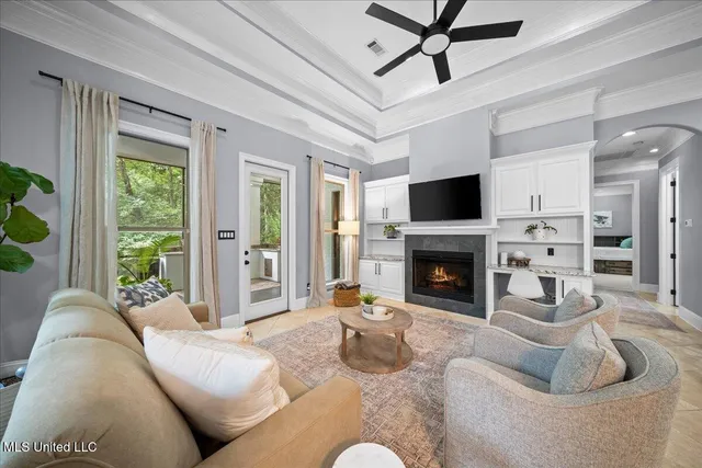 $895,000 | 2401 Olde Oak Pointe, Ocean Springs, MS 39564