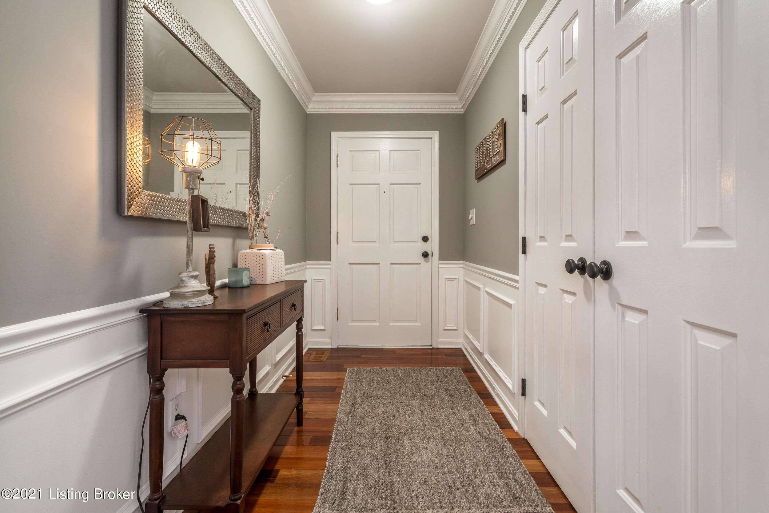 4718 Lowe Road Louisville, KY 40220 - Photo 16 of 63 4718 Lowe Road-16