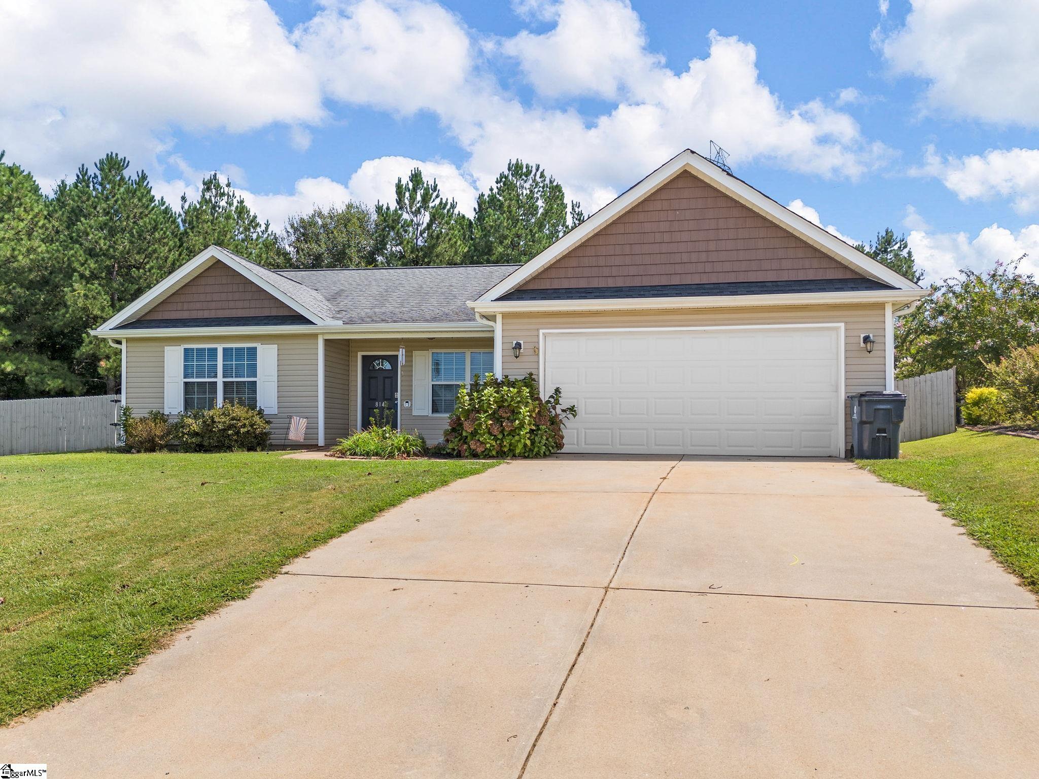 814 Efren Point Lyman, SC 29365 - Photo 1 of 36 Gallery Image 1