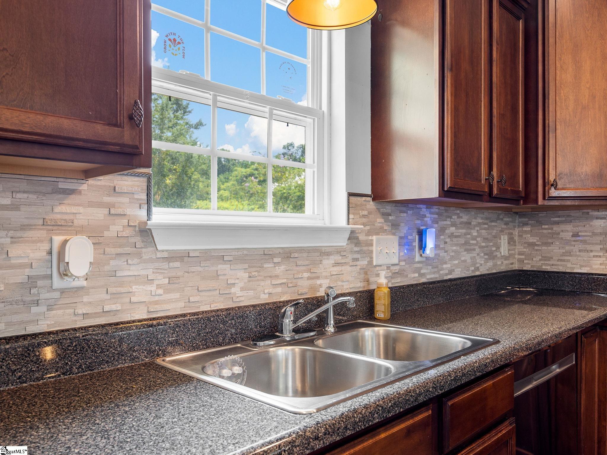 814 Efren Point Lyman, SC 29365 - Photo 15 of 36 Gallery Image 15