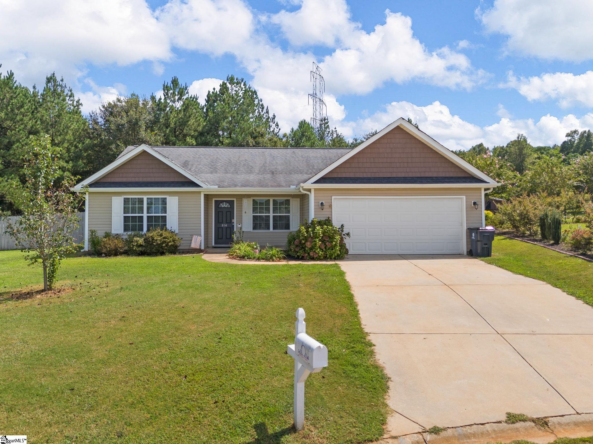 814 Efren Point Lyman, SC 29365 - Photo 3 of 36 Gallery Image 3