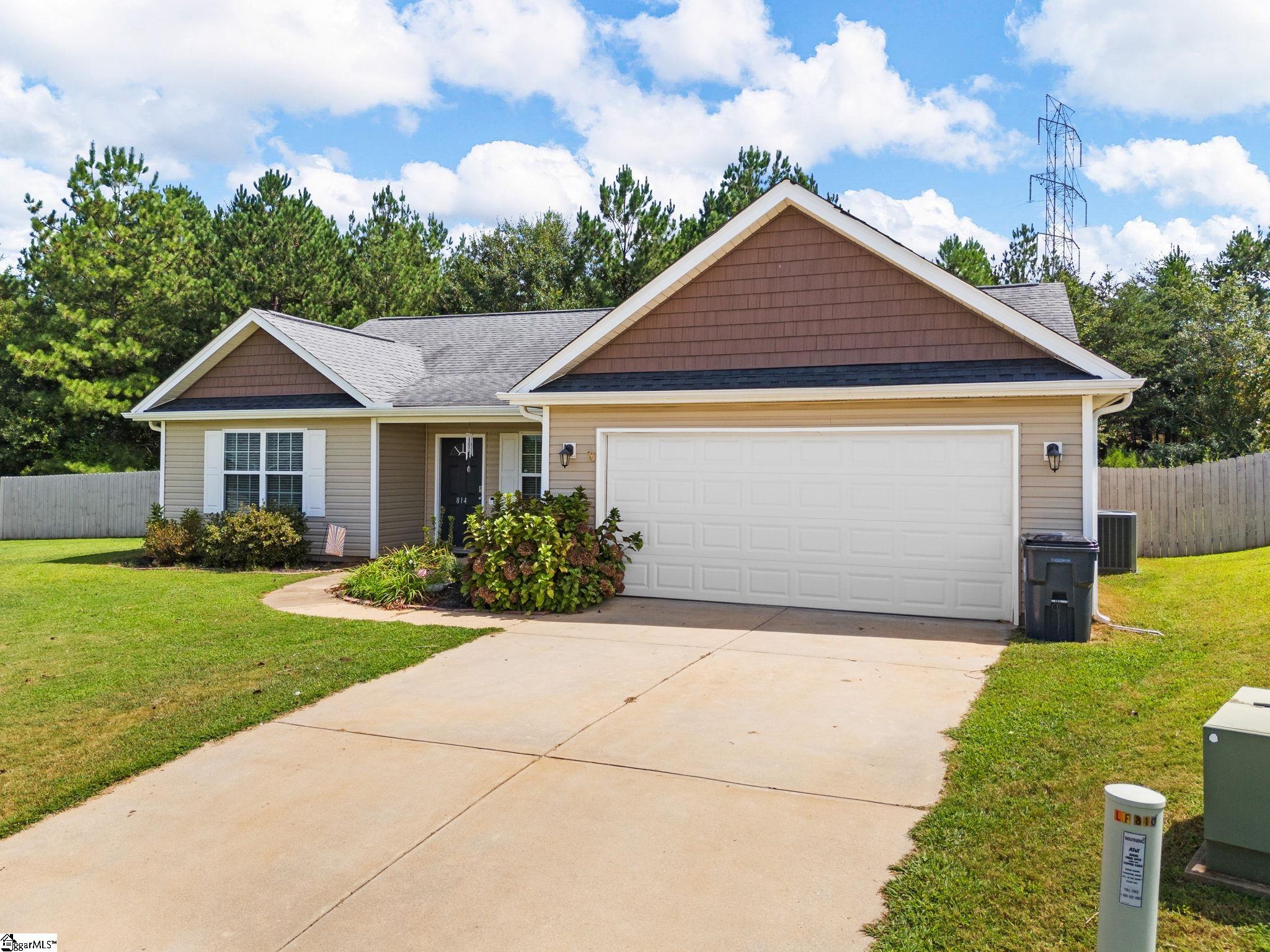 814 Efren Point Lyman, SC 29365 - Photo 4 of 36 Gallery Image 4