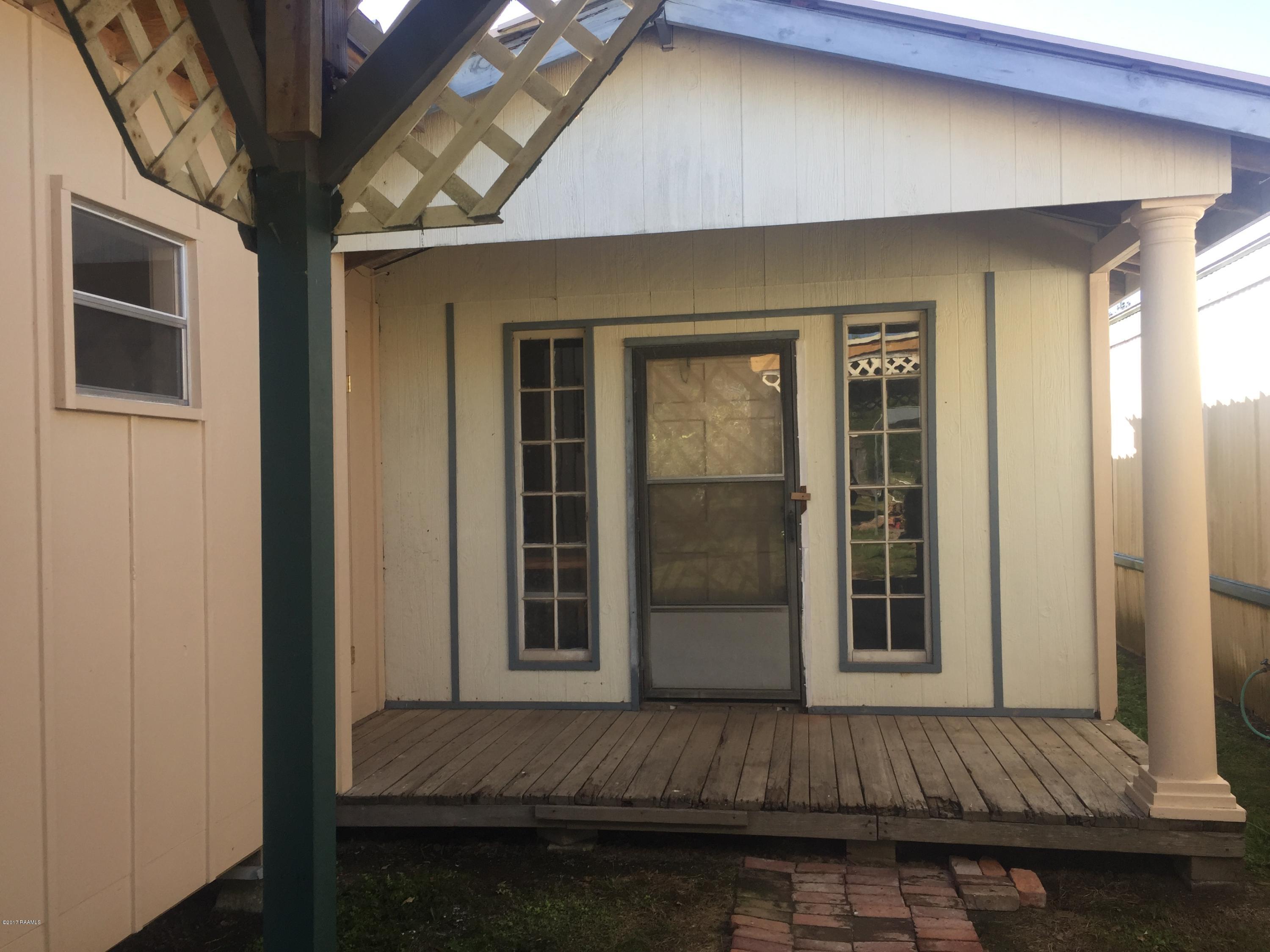 111 Haven Loop Scott, LA 70583 - Photo 18 of 23 Storage building3