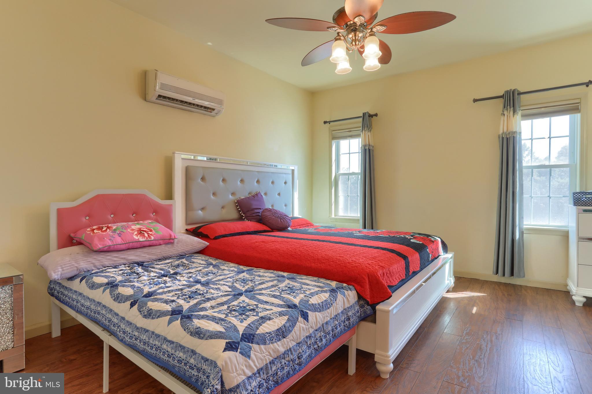 5691 Chambers Hill Road Harrisburg, PA 17111 - Photo 16 of 49