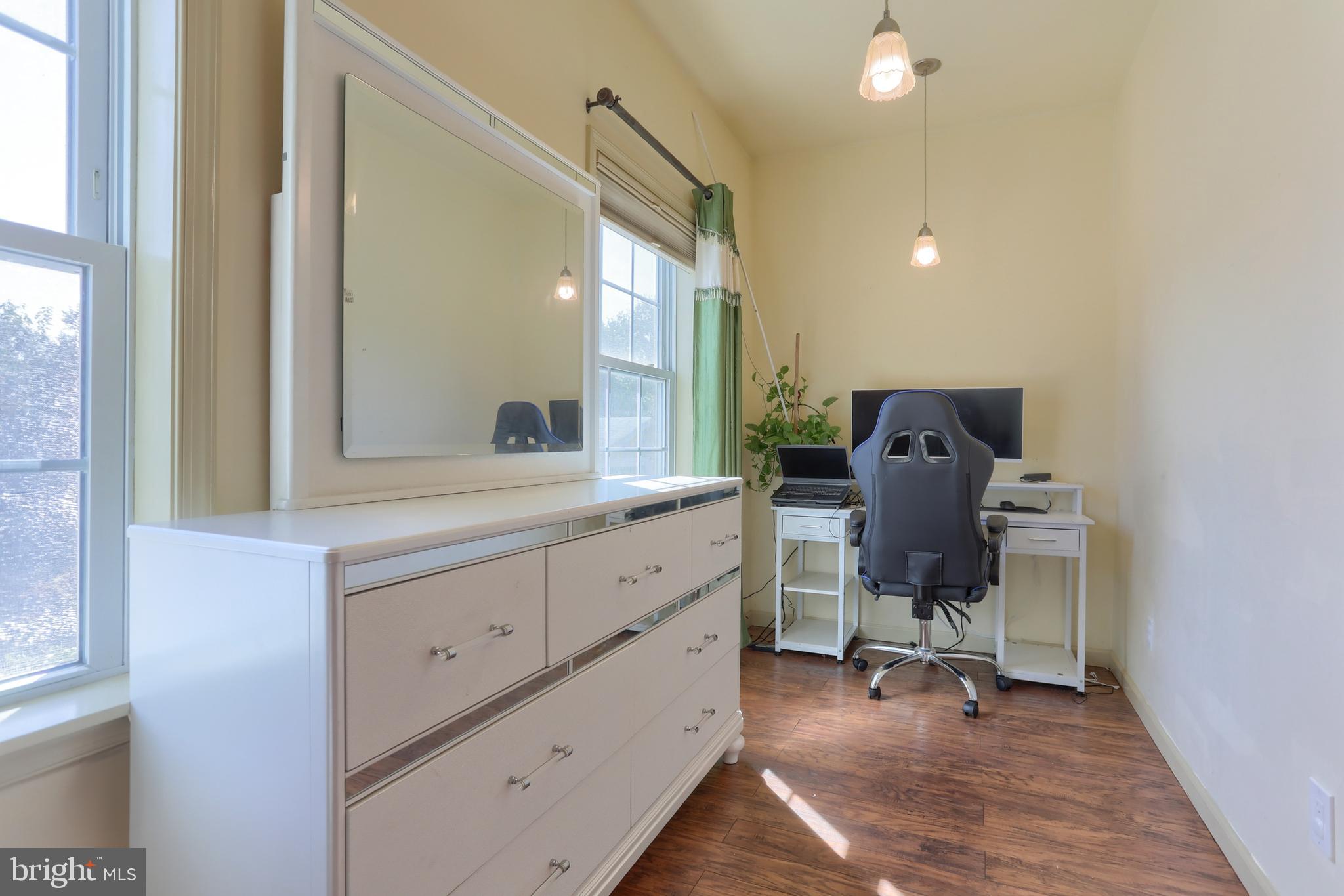 5691 Chambers Hill Road Harrisburg, PA 17111 - Photo 17 of 49