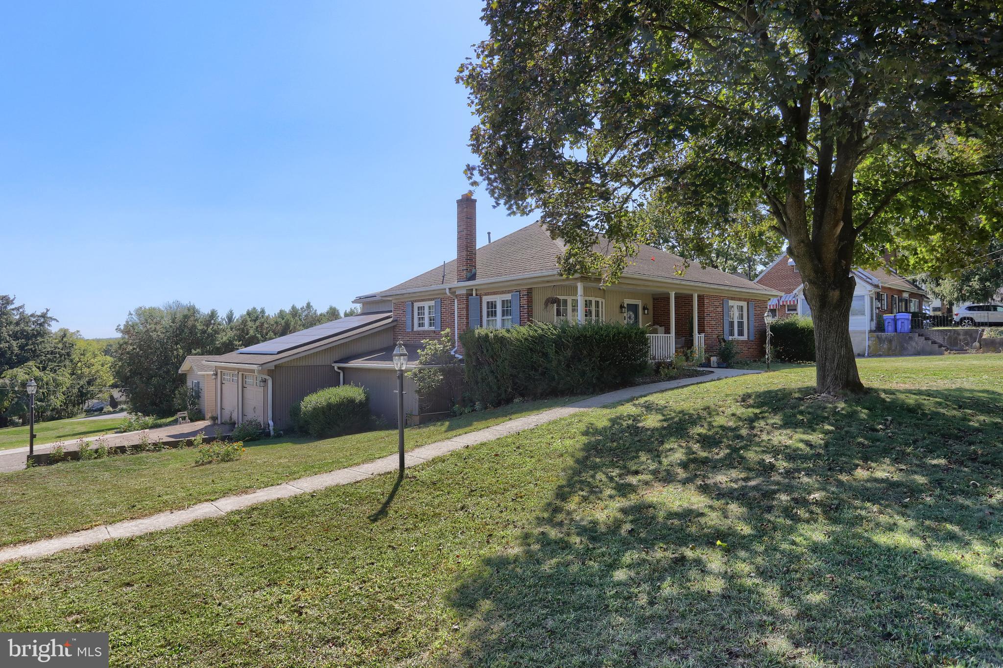 5691 Chambers Hill Road Harrisburg, PA 17111 - Photo 3 of 49