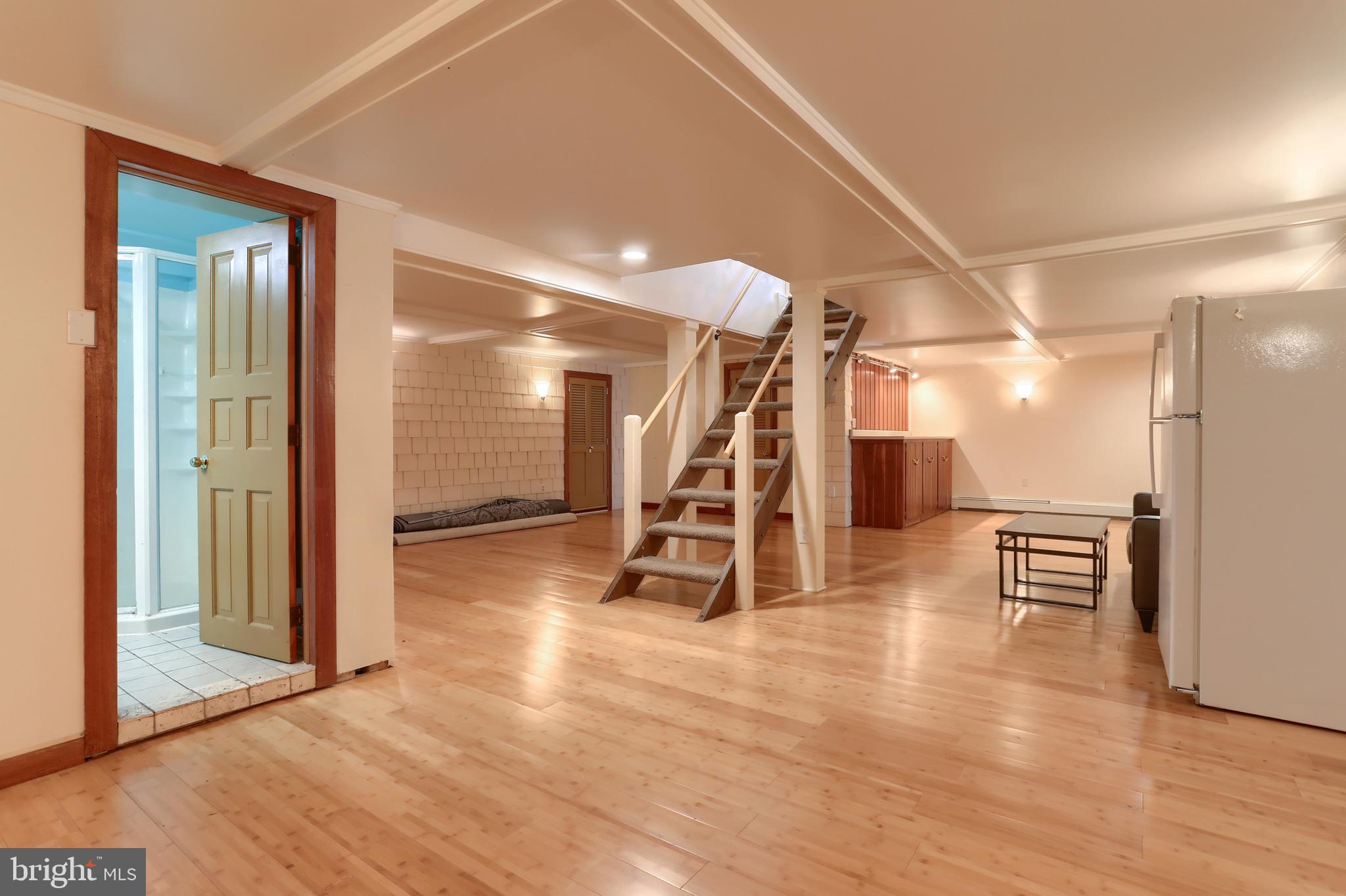 5691 Chambers Hill Road Harrisburg, PA 17111 - Photo 32 of 49