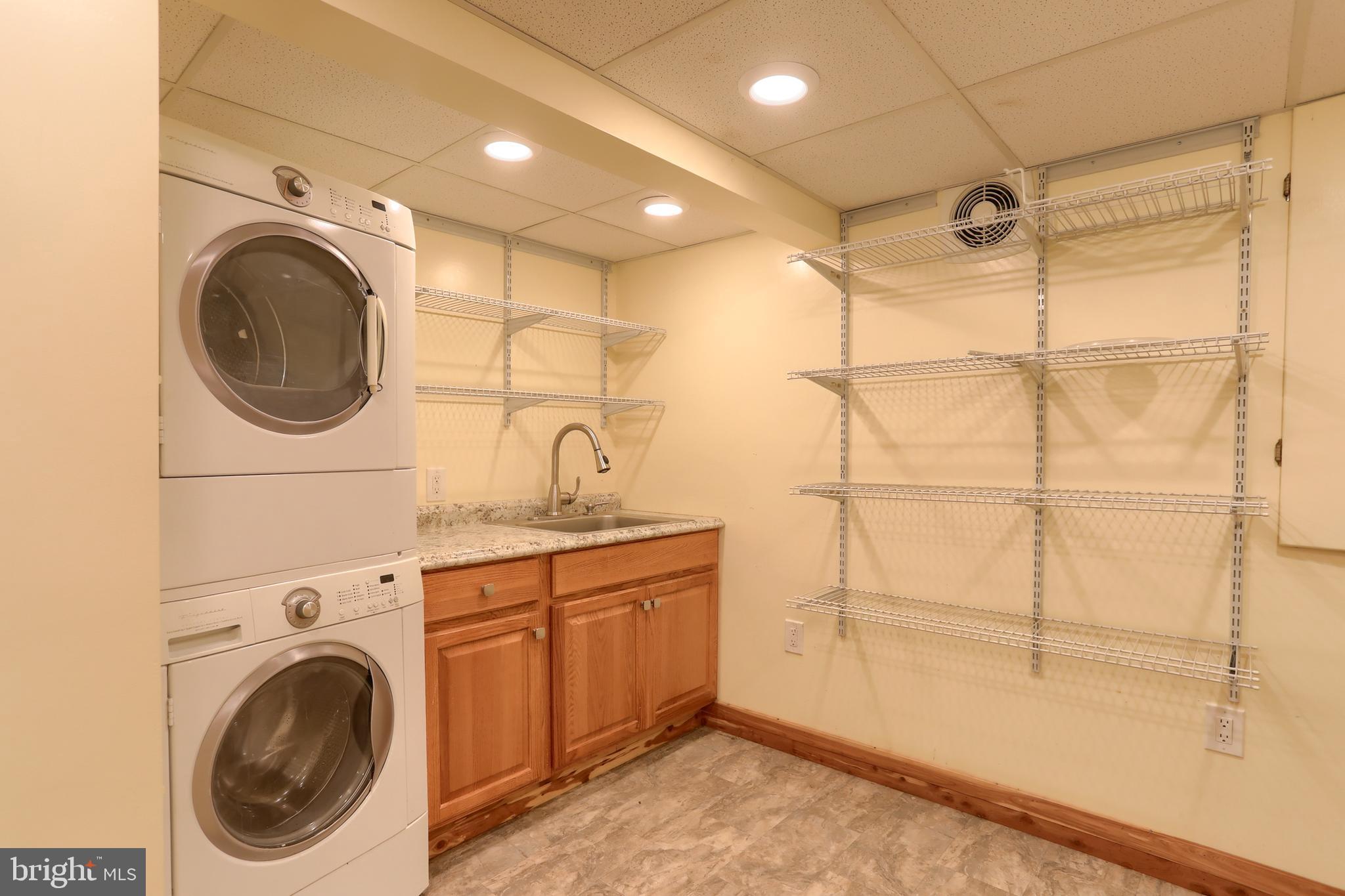 5691 Chambers Hill Road Harrisburg, PA 17111 - Photo 35 of 49