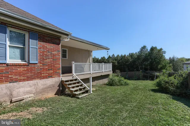 $379,900 | 5691 Chambers Hill Road, Harrisburg, PA 17111