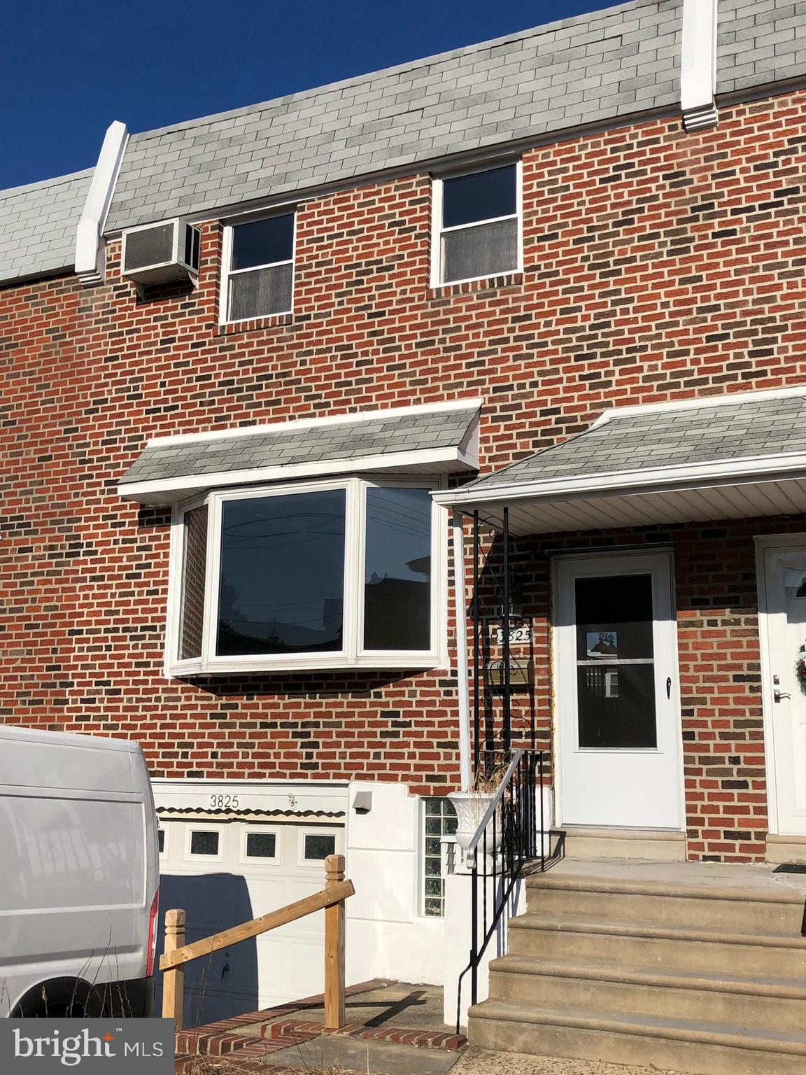 3825 Fairdale Road Philadelphia, PA 19154 - Photo 1 of 13 Front