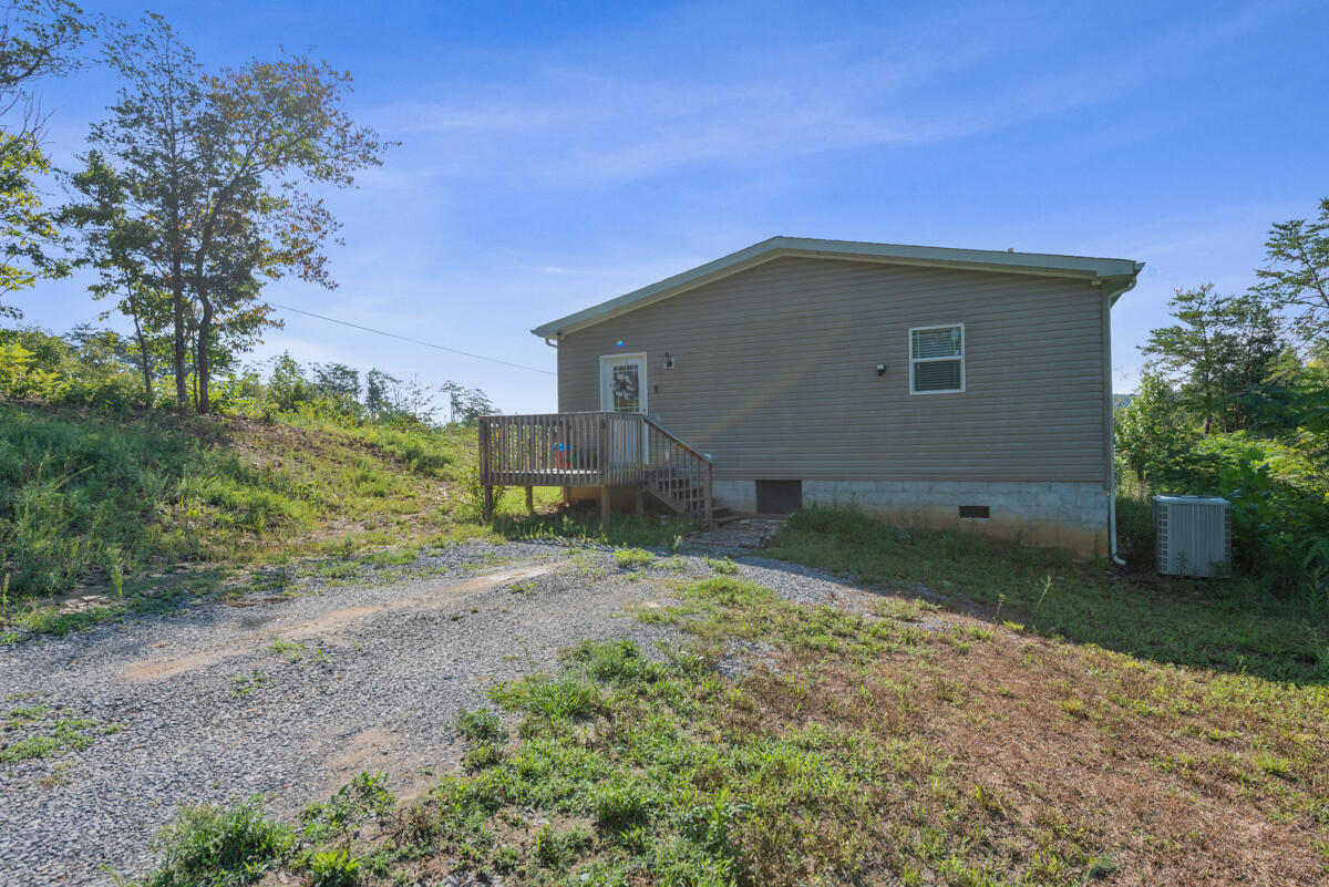 1194 Sugar Loaf Road Sevierville, TN 37876 - Photo 3 of 22 3