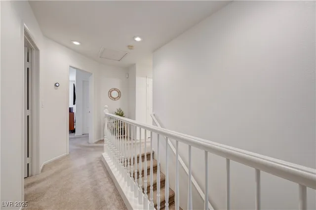 $2,150 | 33 Dandy View Avenue, Las Vegas, NV 89183