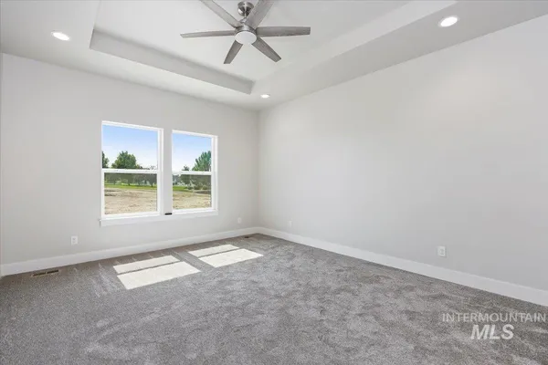 $689,999 | 3828 Susan Circle East, Hansen, ID 83334