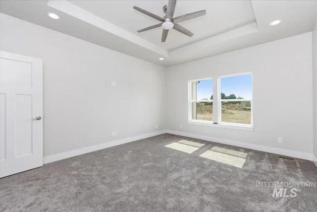 $699,999 | 3828 Susan Circle East, Hansen, ID 83334