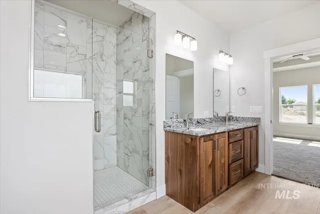 $699,999 | 3828 Susan Circle East, Hansen, ID 83334