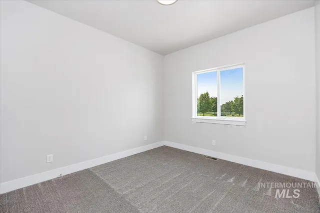 $699,999 | 3828 Susan Circle East, Hansen, ID 83334