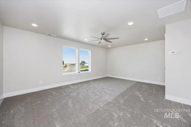 $699,999 | 3828 Susan Circle East, Hansen, ID 83334