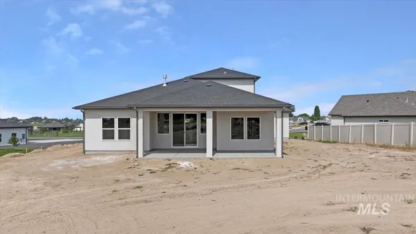 $689,999 | 3828 Susan Circle East, Hansen, ID 83334