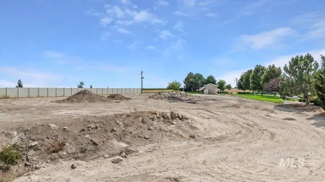 $699,999 | 3828 Susan Circle East, Hansen, ID 83334