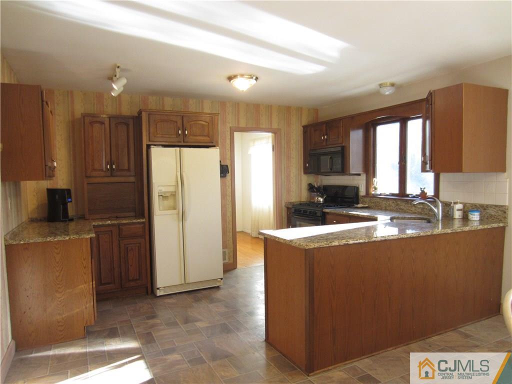 5 Prince Road East Brunswick, NJ 08816 - Photo 4 of 18 Gallery Image 4