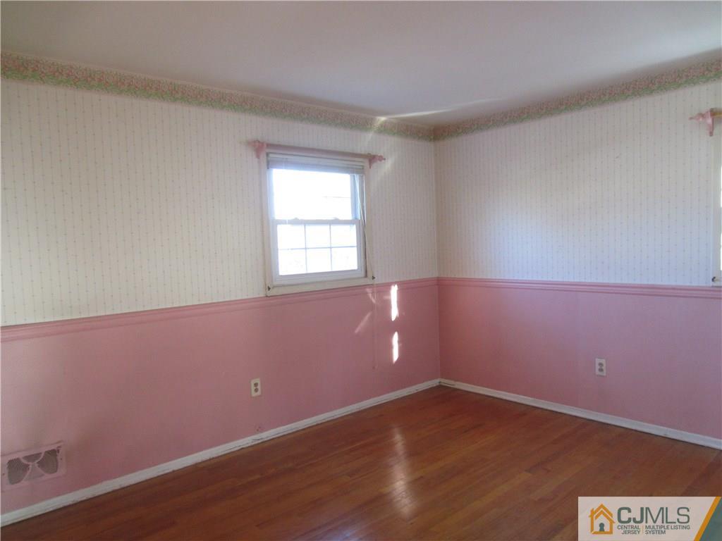 5 Prince Road East Brunswick, NJ 08816 - Photo 9 of 18 Gallery Image 9