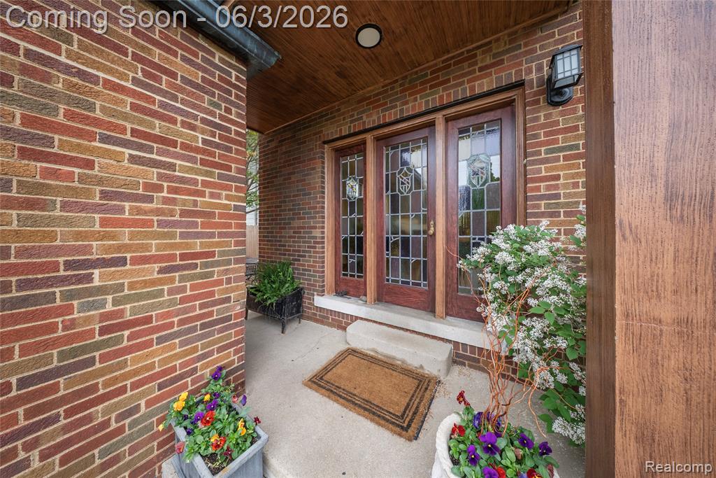 2470 Riverside Drive Trenton, MI 48183 - Photo 14 of 78