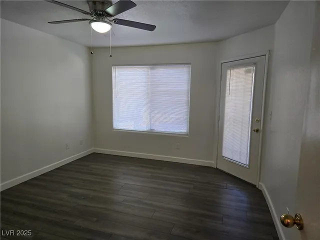 $1,095 | 3168 Tarpon, Unit 103, Las Vegas, NV 89120